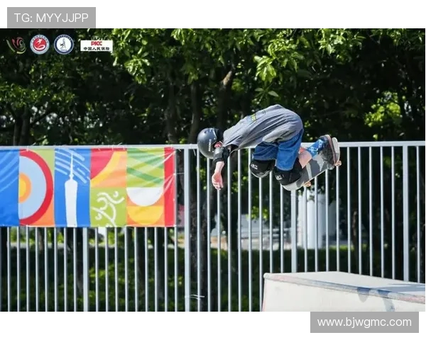 广州攀岩队在滑板精英赛中的拼搏历程与荣耀时刻分享